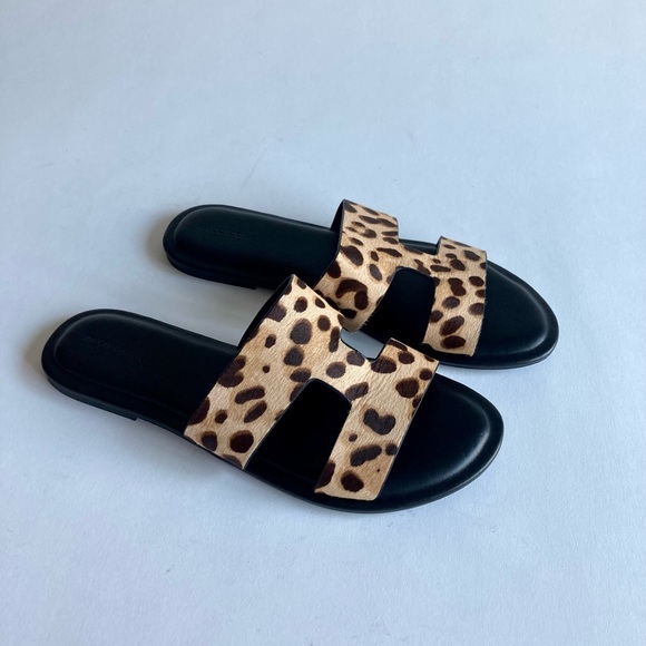 206 Collective Tan Brown Animal Print Leather Flip Flops Sandals size 8.5 - Picture 9 of 12